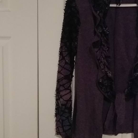 Frank Lyman Purple Sweater Made in Canada - Picture 3 of 5